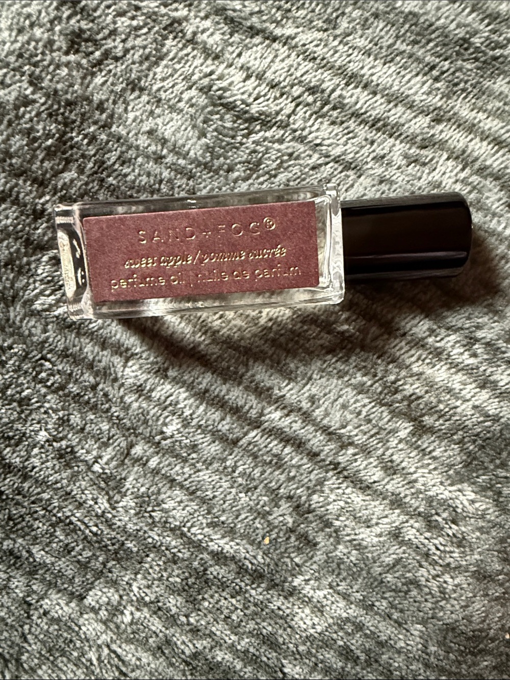 S+F sweet apple mini roll on perfume 5ML